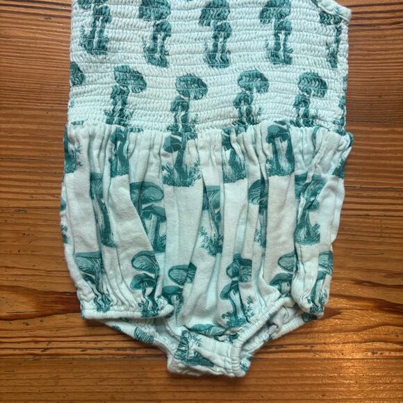 Kate Quinn Organics teal blue mushroom smocked bodysuit SIZE 3T - Picture 3 of 5